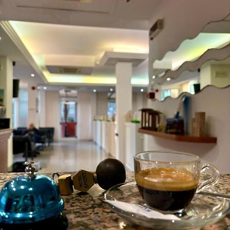 Hotel Sport Римини Экстерьер фото