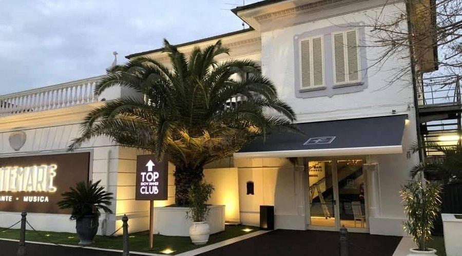 Hotel Sport Римини Экстерьер фото
